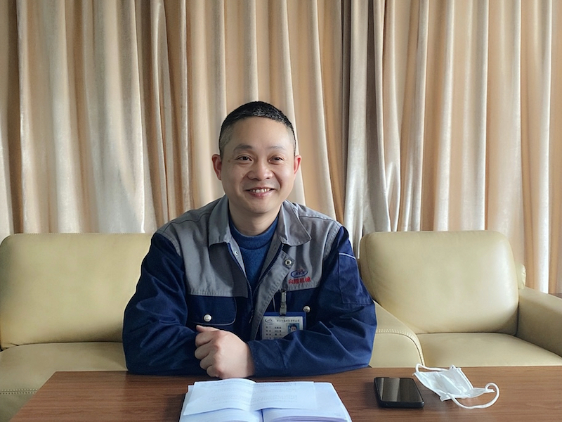 丈夫志四海，万里犹比邻