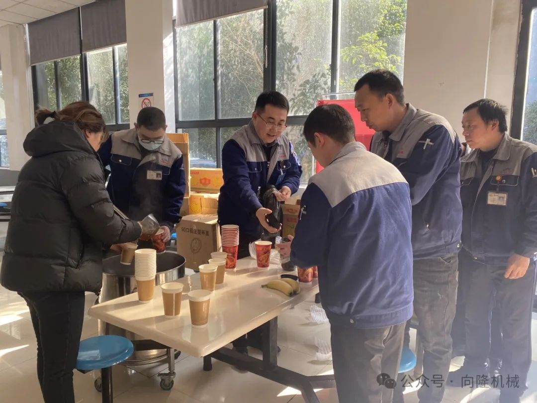 冬日送姜茶，驱寒暖人心
