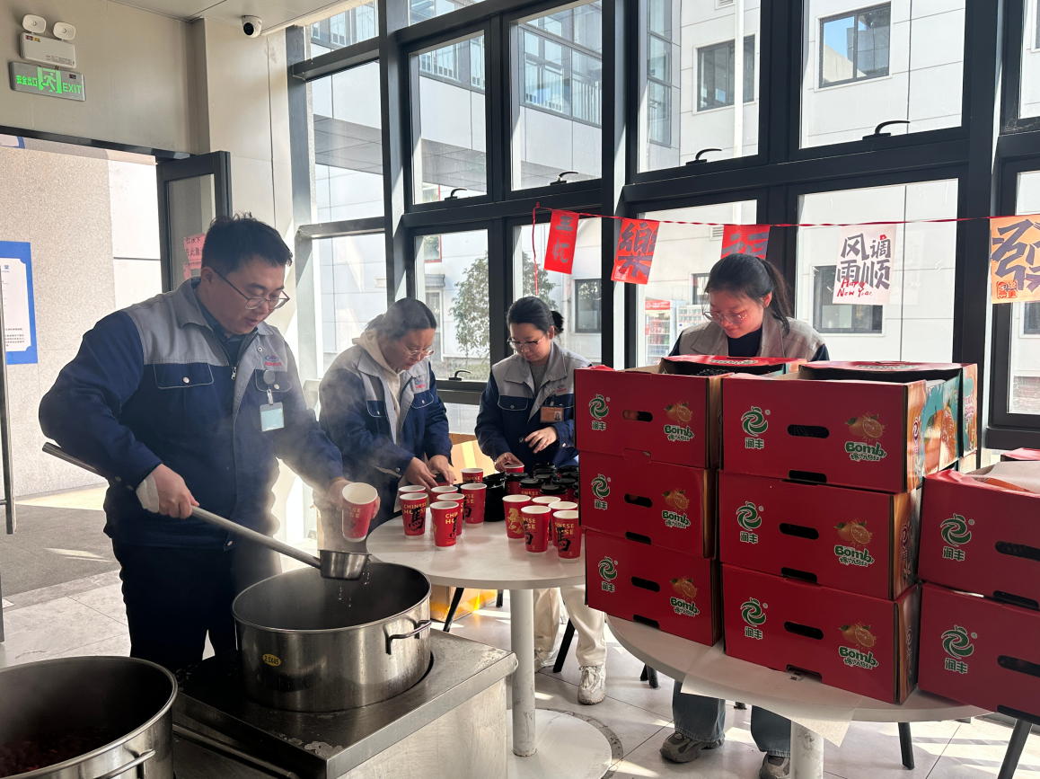 冬日暖意·姜茶润心